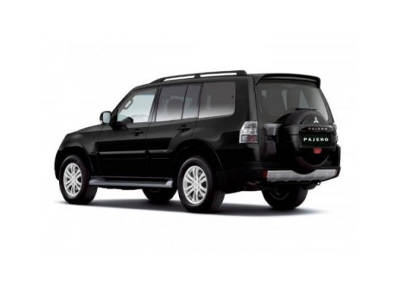 Mitsubishi Pajero or Simlier